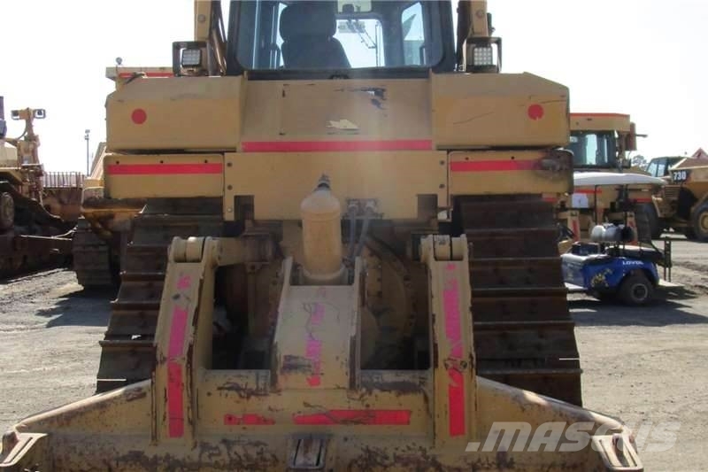 CAT D6R Гусеничные бульдозеры