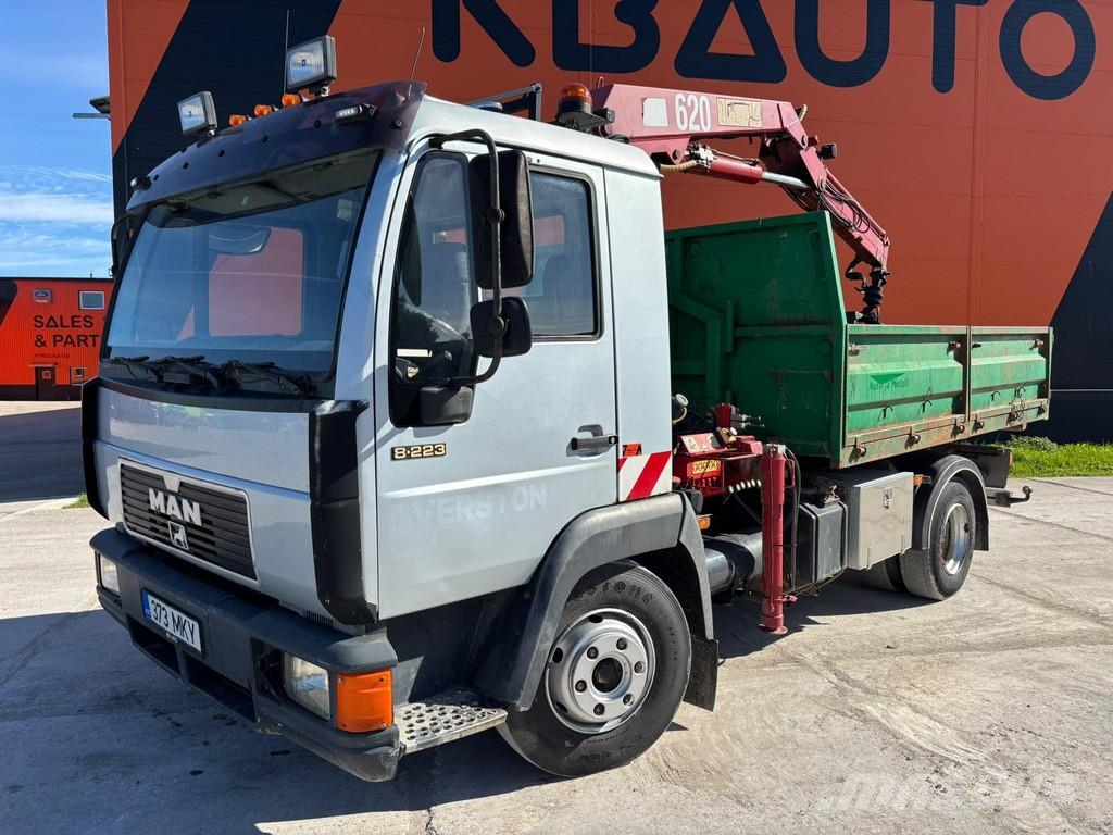 MAN 8.223 4x2 HMF 620 / BOX L=3396 mm Kraanaga veokid