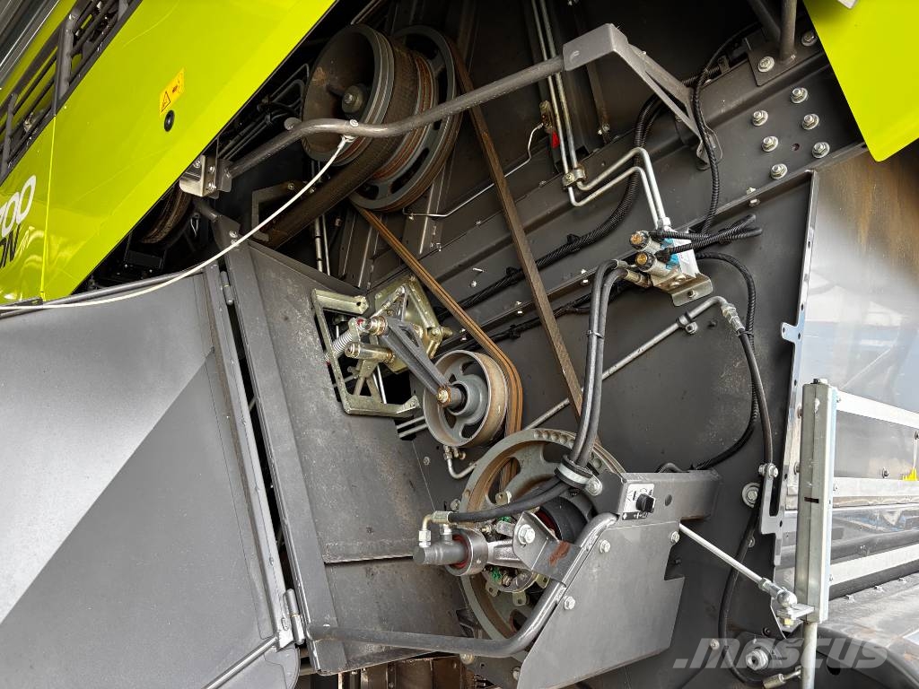 CLAAS Lexion 6700 Θεριζοαλωνιστικές μηχανές