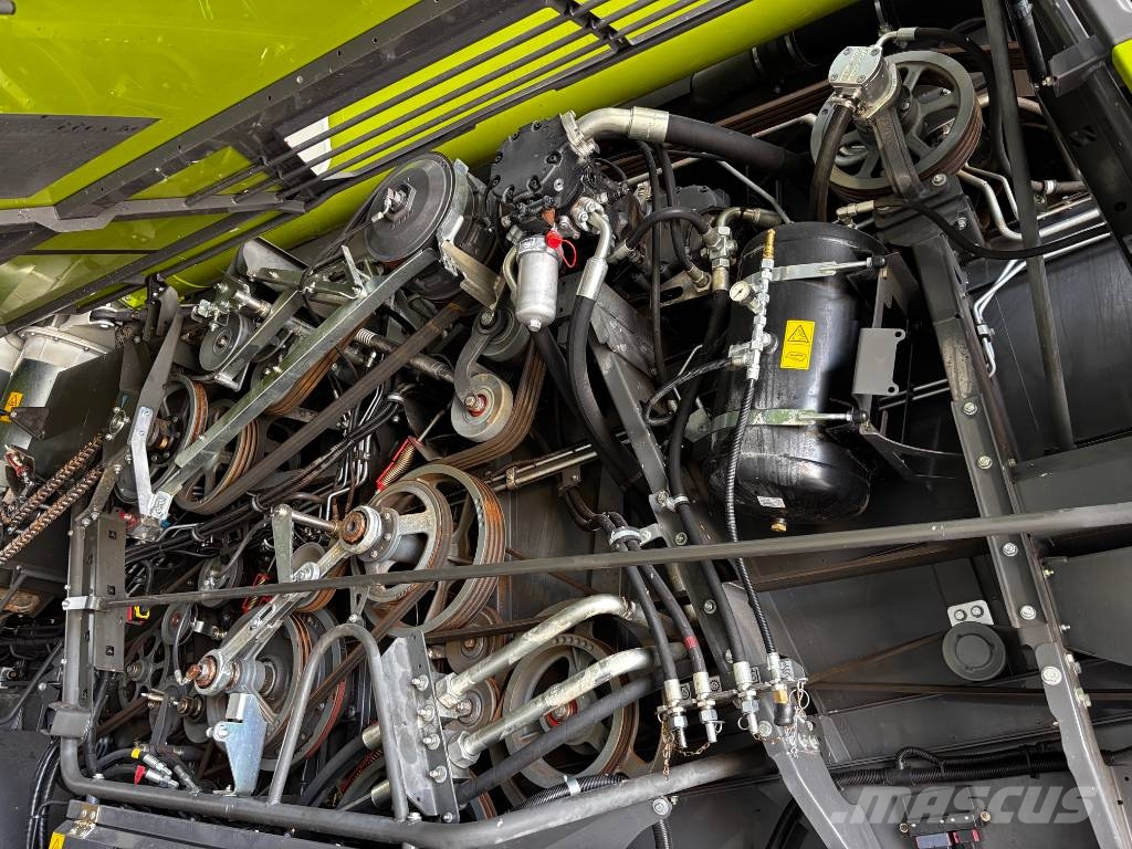 CLAAS Lexion 6700 Θεριζοαλωνιστικές μηχανές