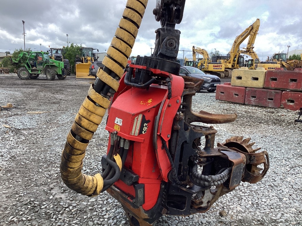 Komatsu 911.4 Cosechadoras