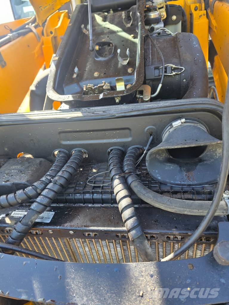 JCB 3 CX TLB's