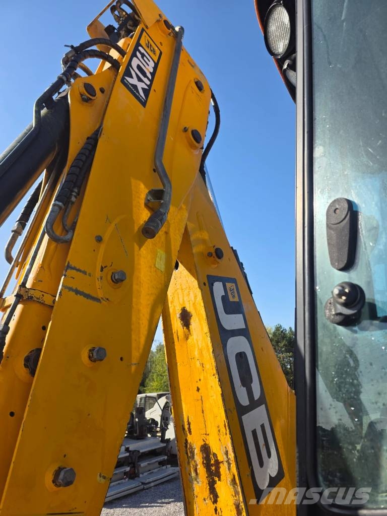 JCB 3 CX TLB's