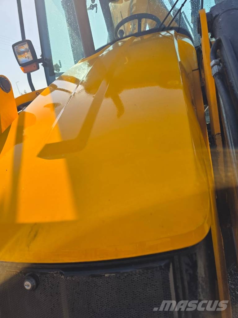JCB 3 CX TLB's