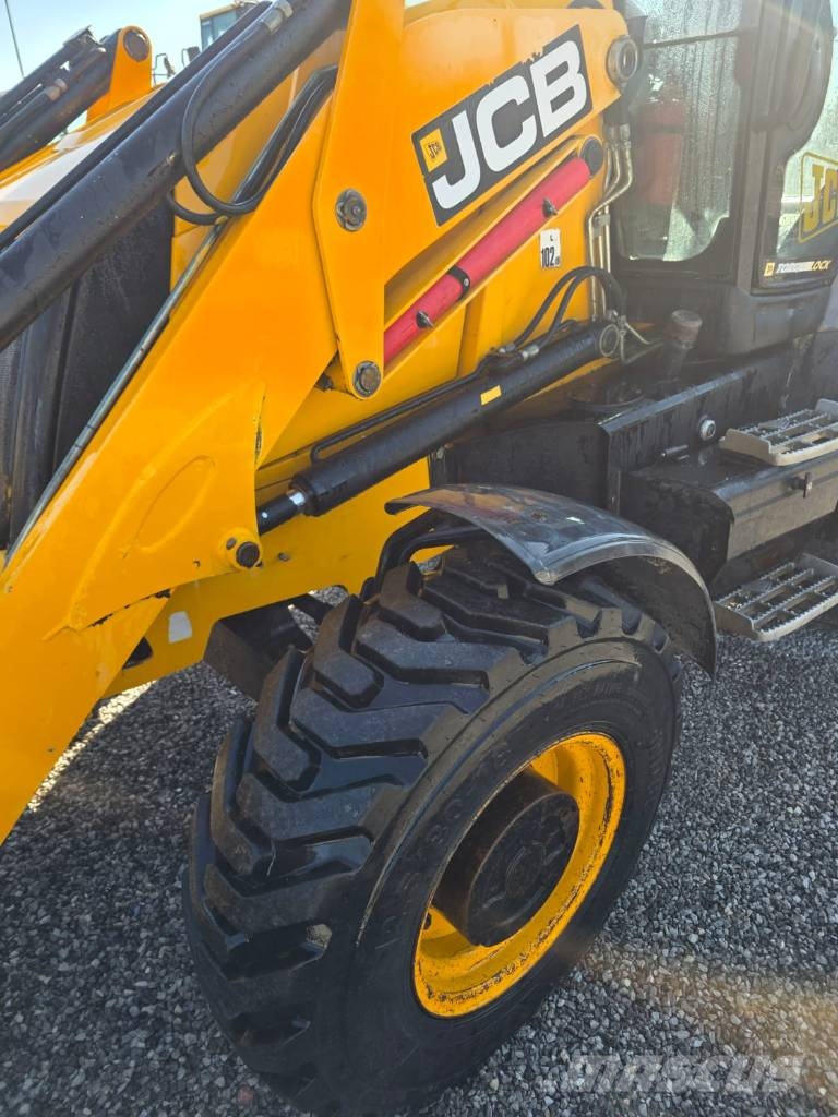 JCB 3 CX TLB's