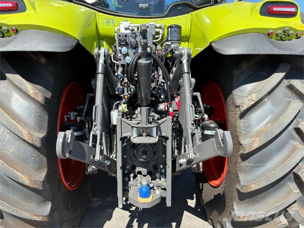 CLAAS Axion 810 Cmatic Cebis ماكينات زراعية - غير ذلك