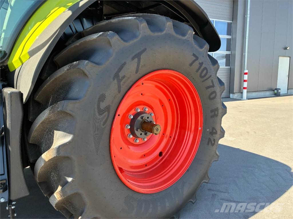 CLAAS Axion 810 Cmatic Cebis ماكينات زراعية - غير ذلك