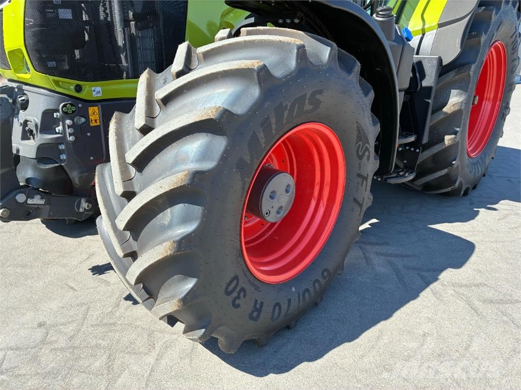 CLAAS Axion 810 Cmatic Cebis ماكينات زراعية - غير ذلك