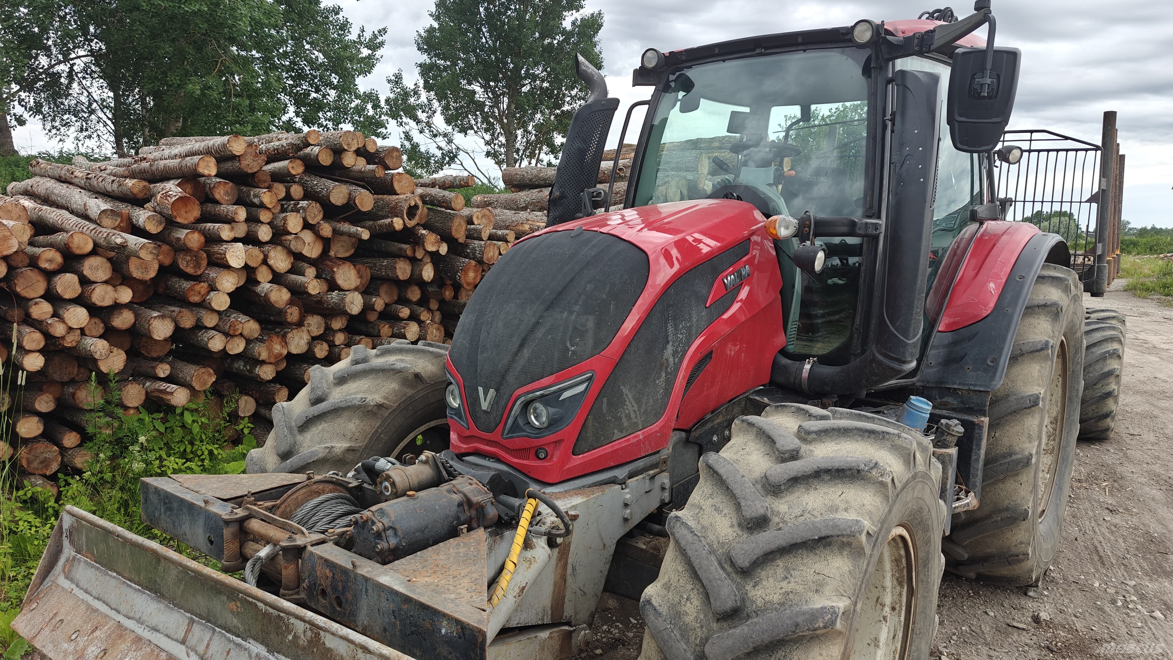 Valtra N154 A Kronos 140 MWD Šumski traktori