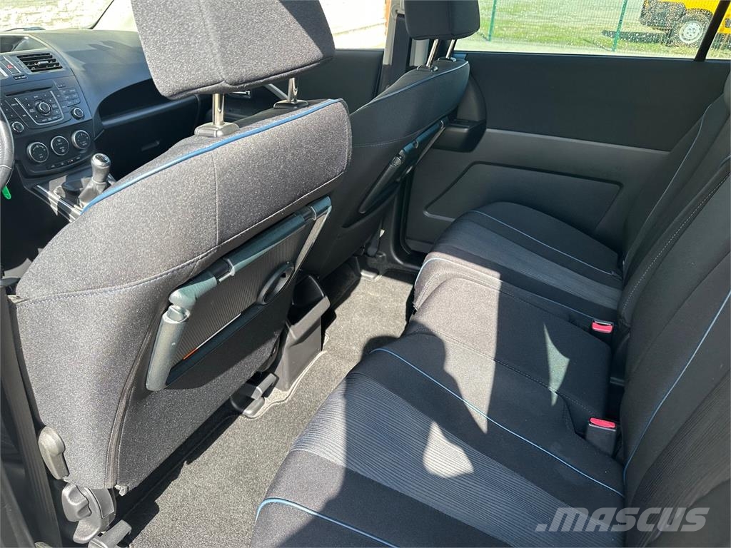 Mazda 5 2012 MANUÁL 2.0 B 7 miest VIN 481 Avtomobili