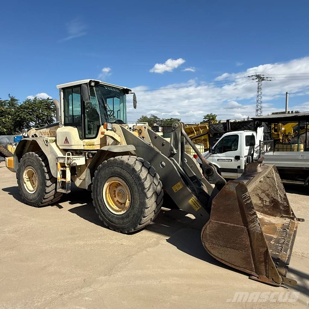 Volvo L 110 F Kolesni nakladalci