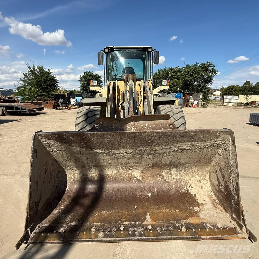 Volvo L 110 F Kolesni nakladalci