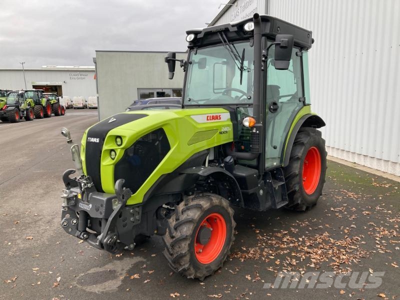 CLAAS NEXOS 240 M Tractors
