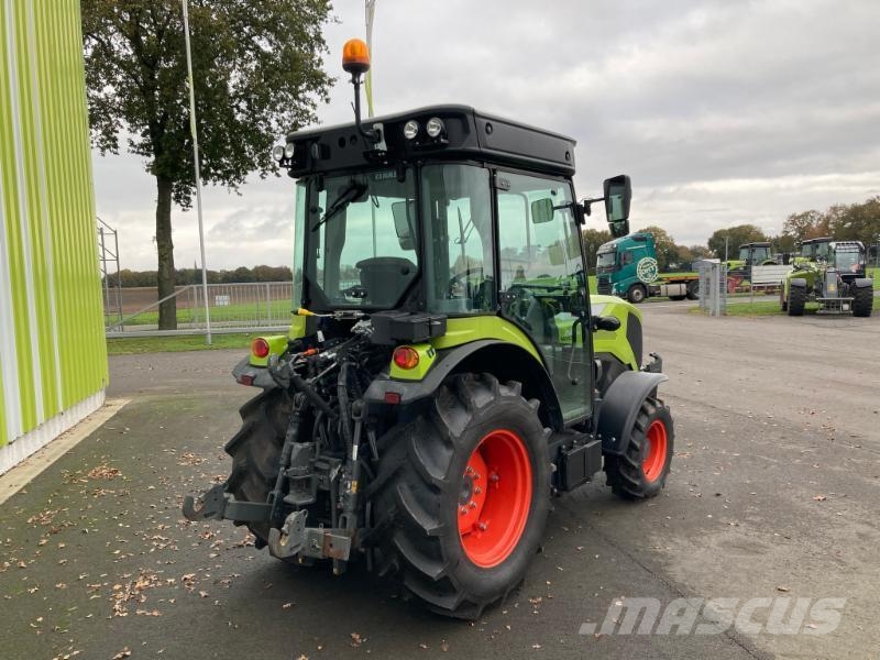 CLAAS NEXOS 240 M Tractors