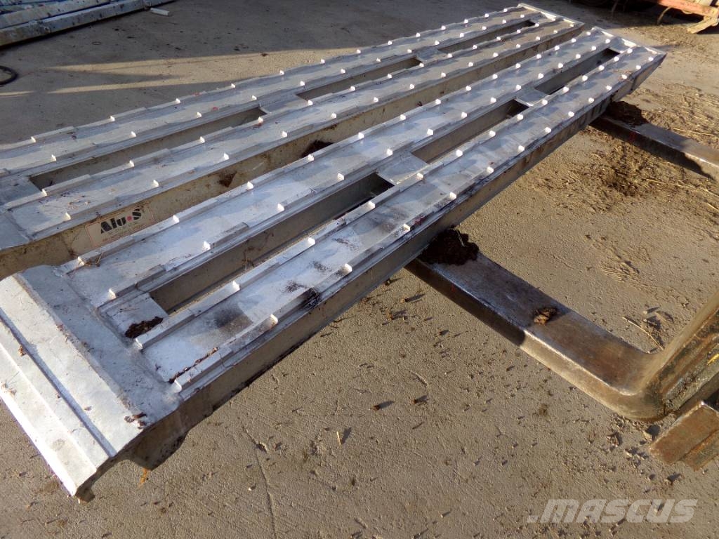 Aluminiumramper 3000x400mm 15T Gripklohake Ostale prikolice