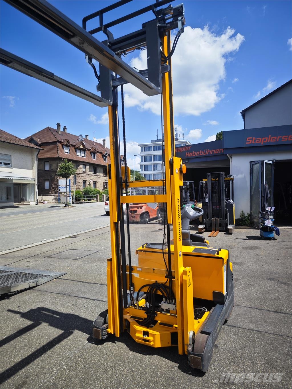 Jungheinrich ERV 308 Stand-in stackers