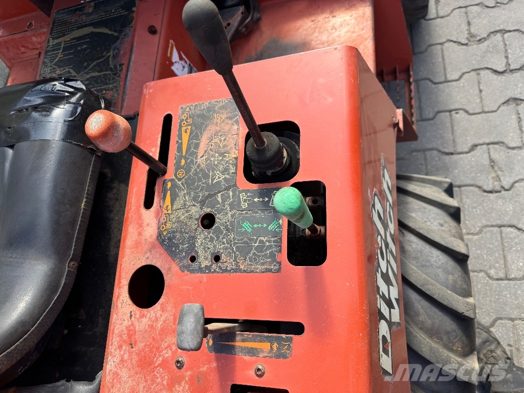 Ditch Witch RT 40 Scavafossi