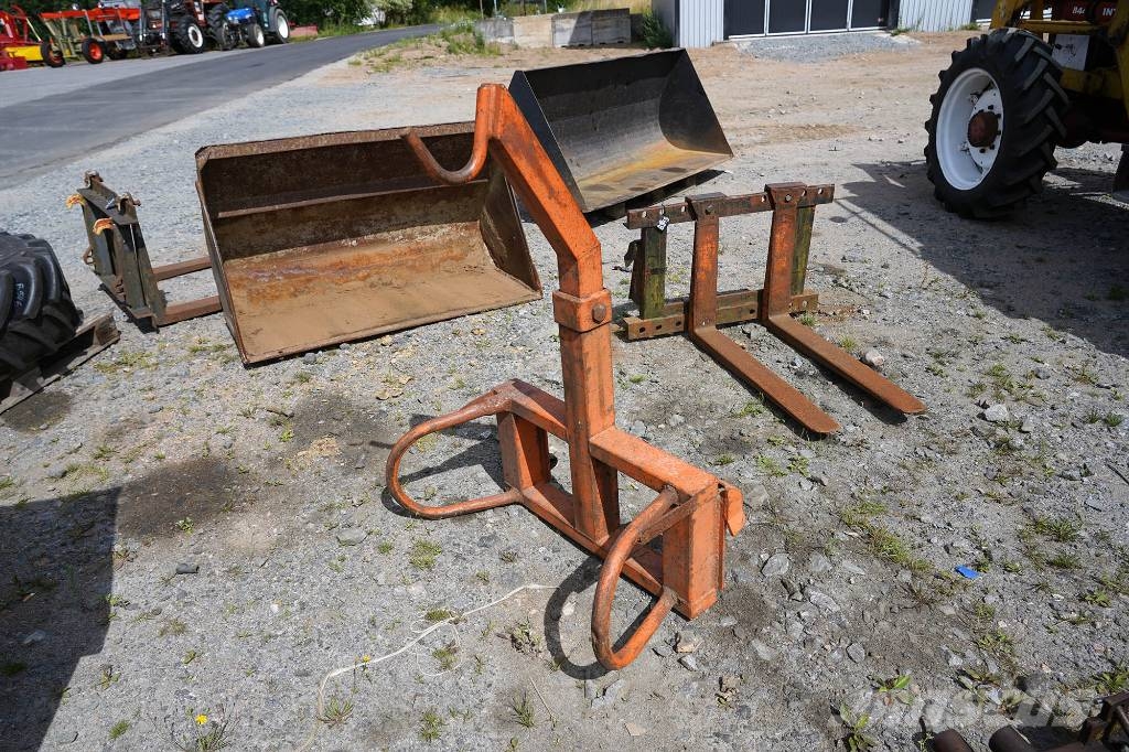 KRANARM / STORSÄCKSLYFT MED KJÄLLVE FÄSTE Priključki za čelni nakladalec