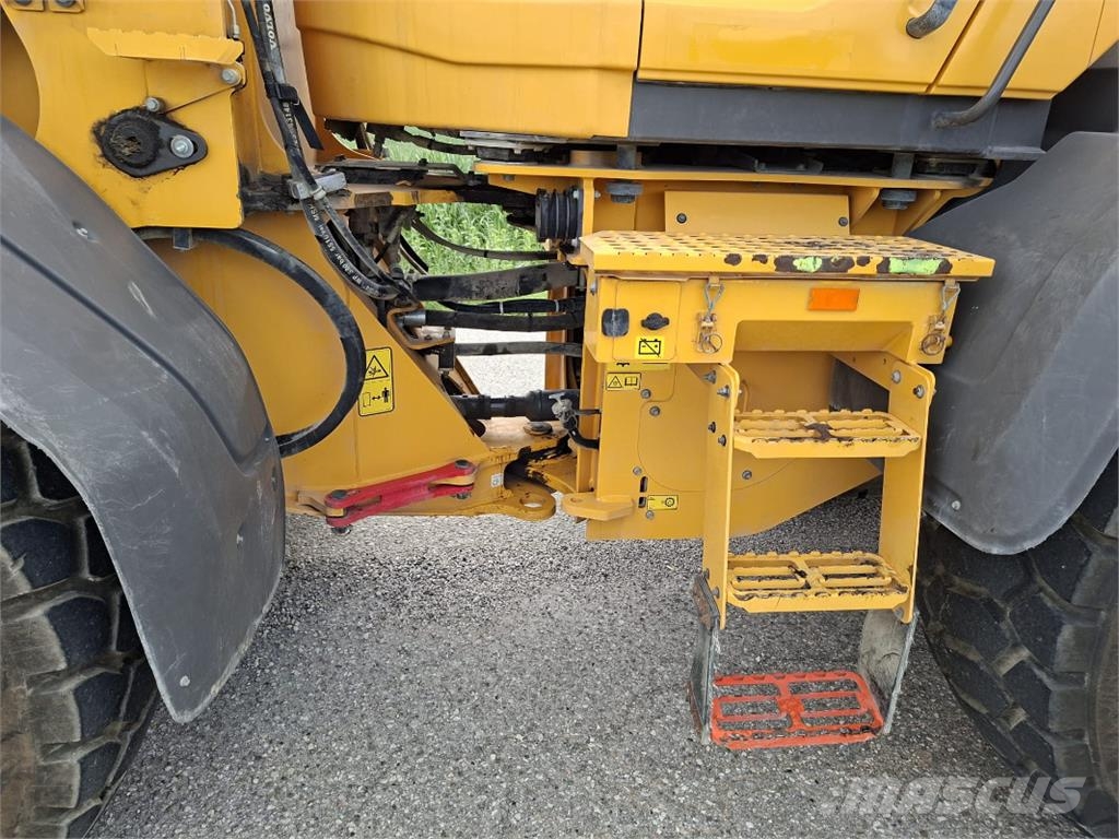 Volvo L90H Chargeuse sur pneus