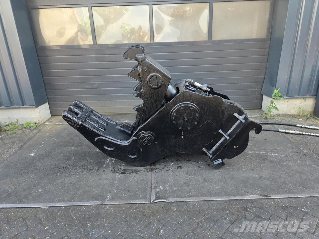 Okada vergruizer cw 30 cw 40 crusher okada verachtert cw جراشات البناء