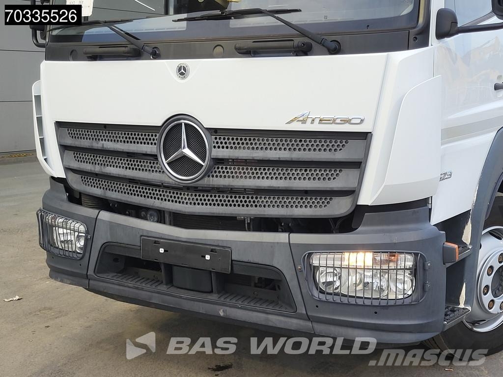 Mercedes-Benz Atego 1623 4X2 16tonner FASSI F135.2.22 E Crane Kr Platte bakwagens