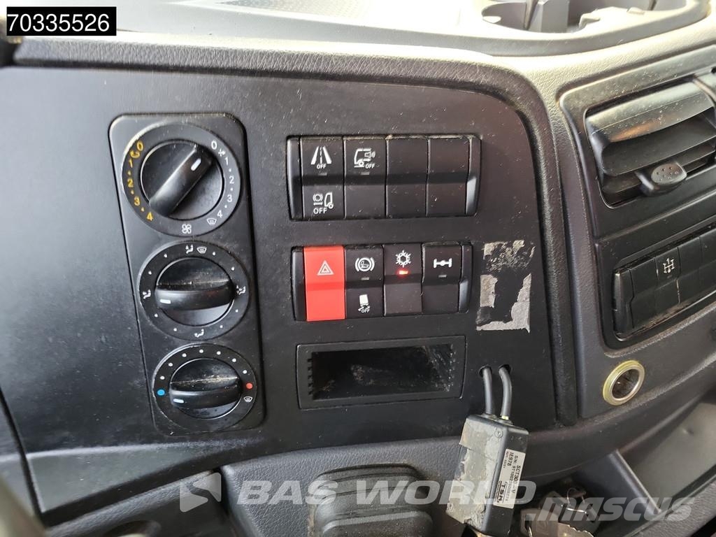 Mercedes-Benz Atego 1623 4X2 16tonner FASSI F135.2.22 E Crane Kr Platte bakwagens