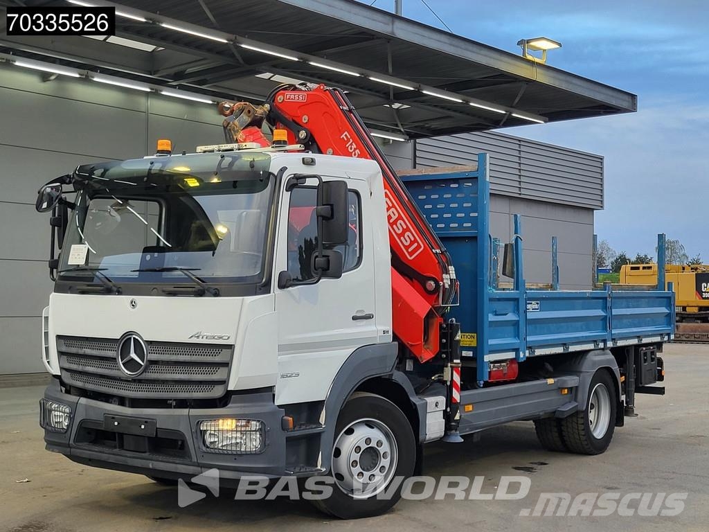 Mercedes-Benz Atego 1623 4X2 16tonner FASSI F135.2.22 E Crane Kr Platte bakwagens