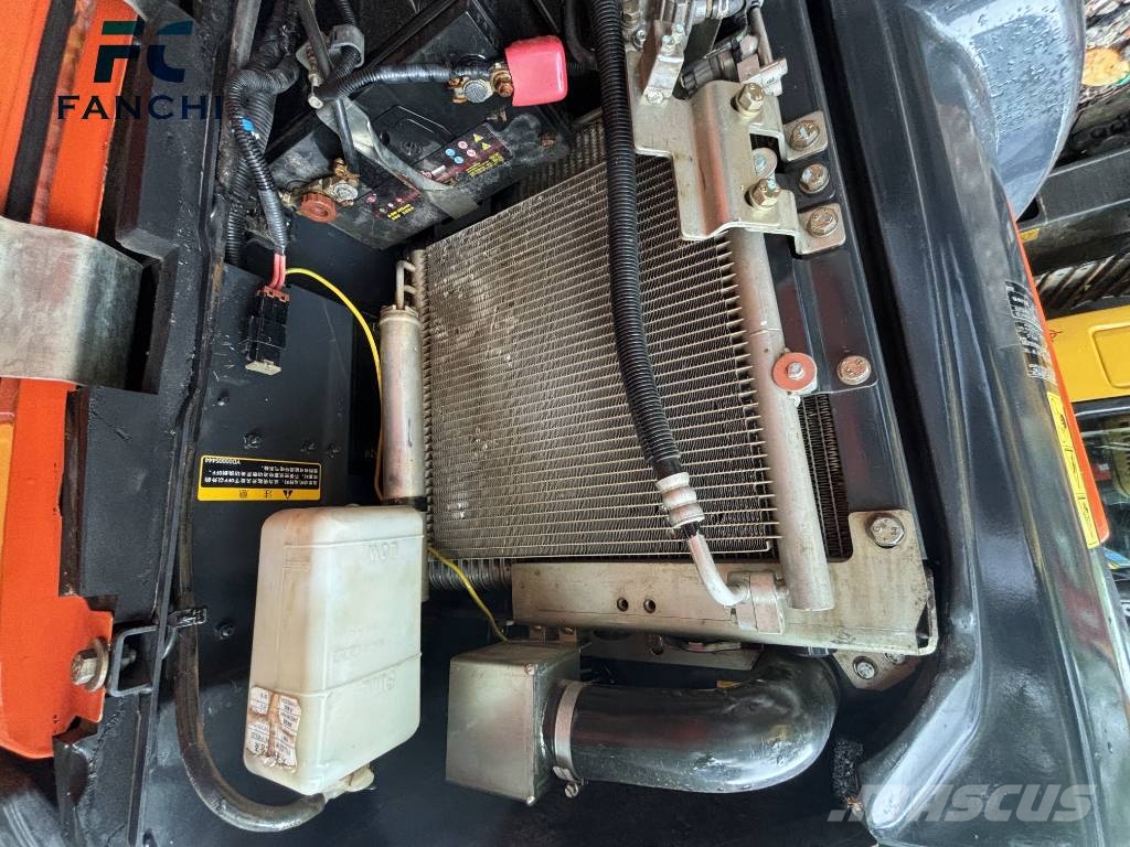 Hitachi ZX 35 U Εκσκαφάκι (διαβολάκι) < 7t