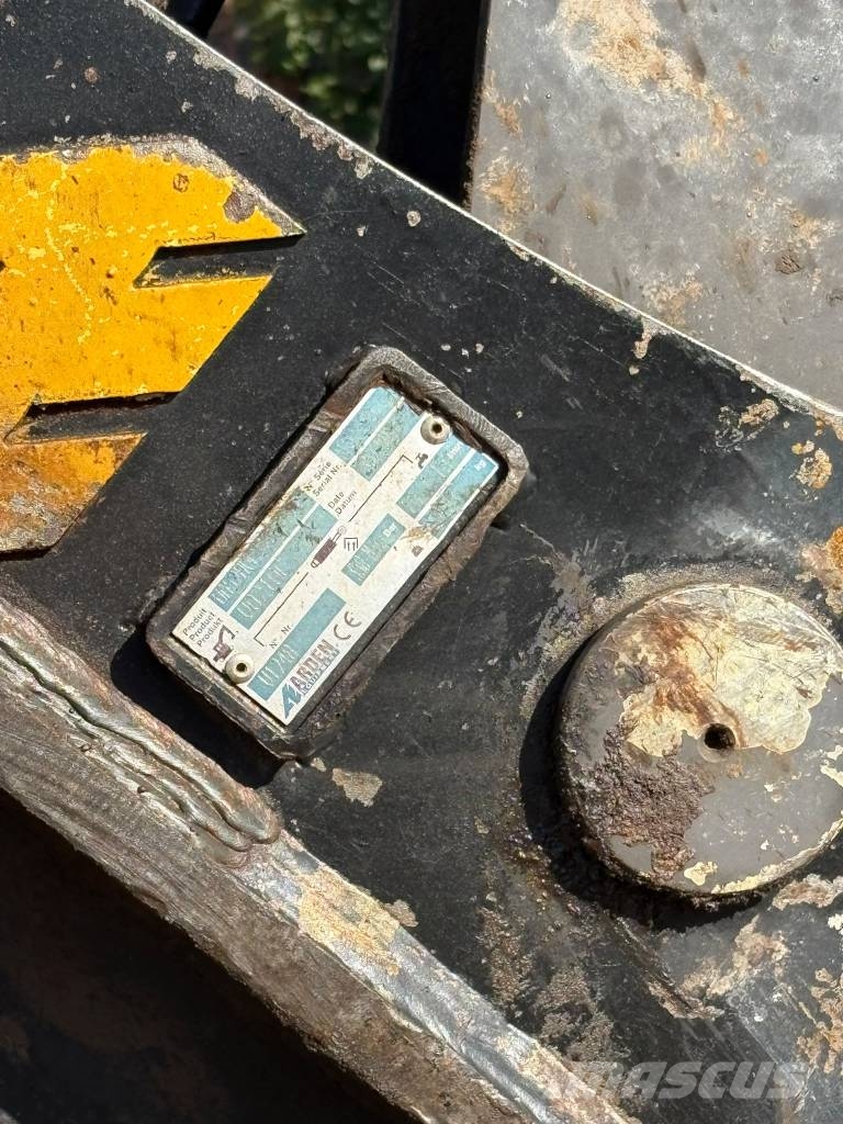 Volvo EC 220 E Bagri goseničarji