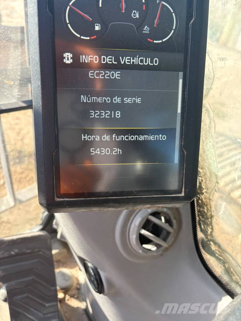 Volvo EC 220 E Bagri goseničarji