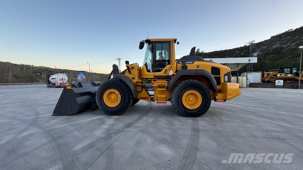 Volvo L 120 H Rataslaadurid