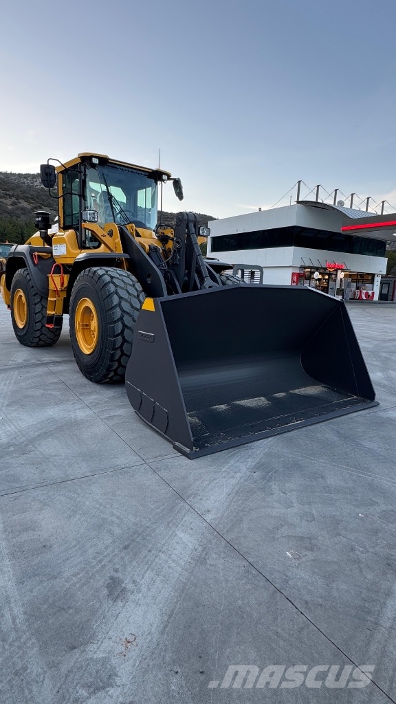 Volvo L 120 H Rataslaadurid