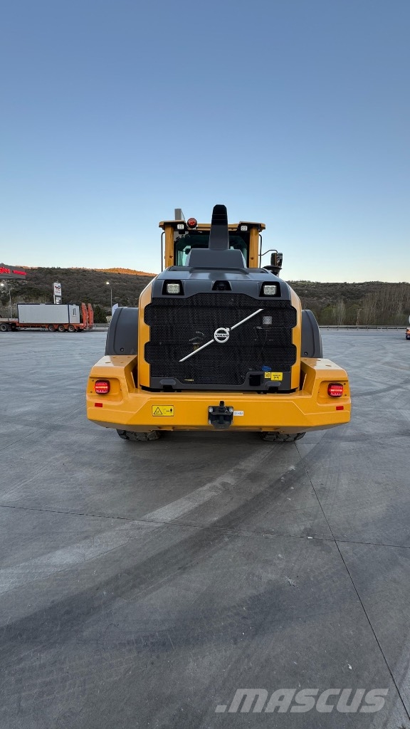 Volvo L 120 H Rataslaadurid