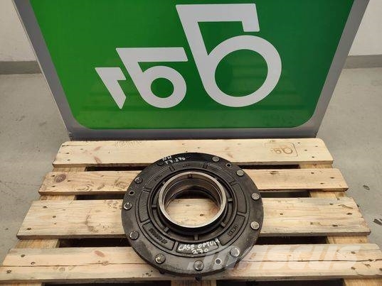 Case IH OPTUM 270 (47489625) wheel hub Däck, hjul och fälgar