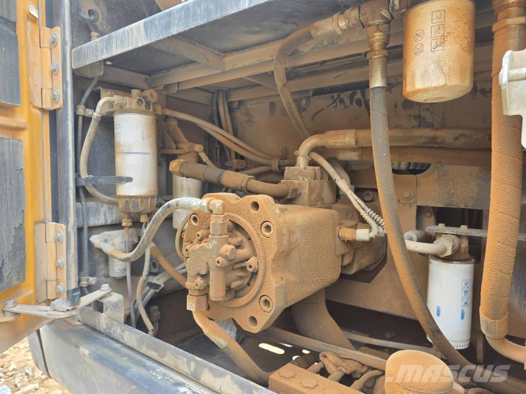 Volvo EC 300 E حفارات زحافة