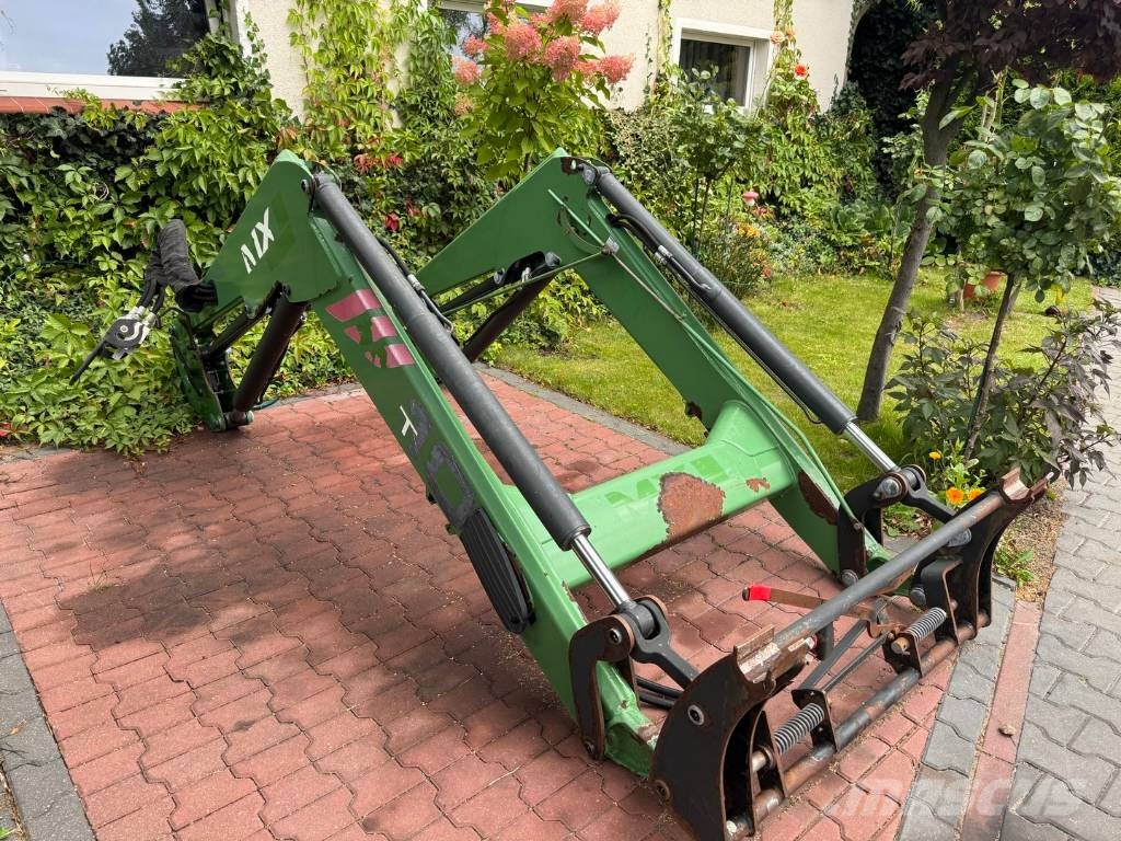 Fendt 309 Vario TMS + MAILLEUX MX T10 Tractoren