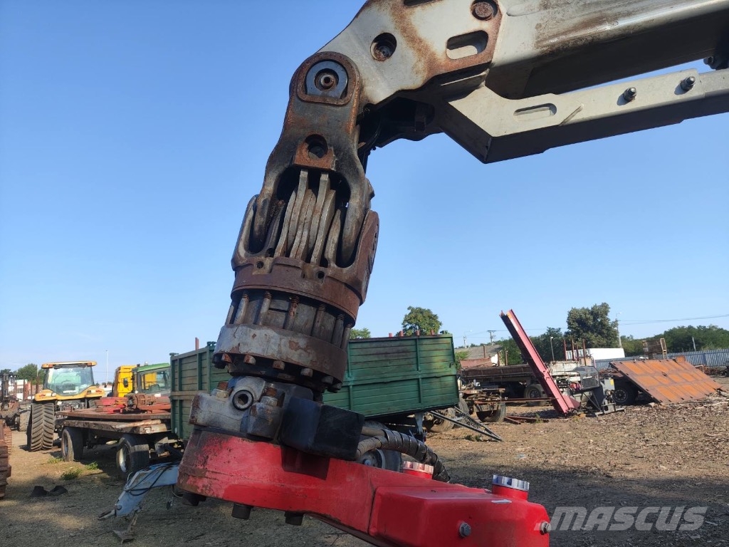 Komatsu 931 Харвестери