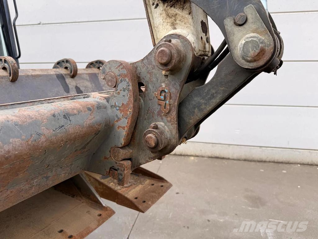 Bobcat E35Z Minikaivukoneet < 7t