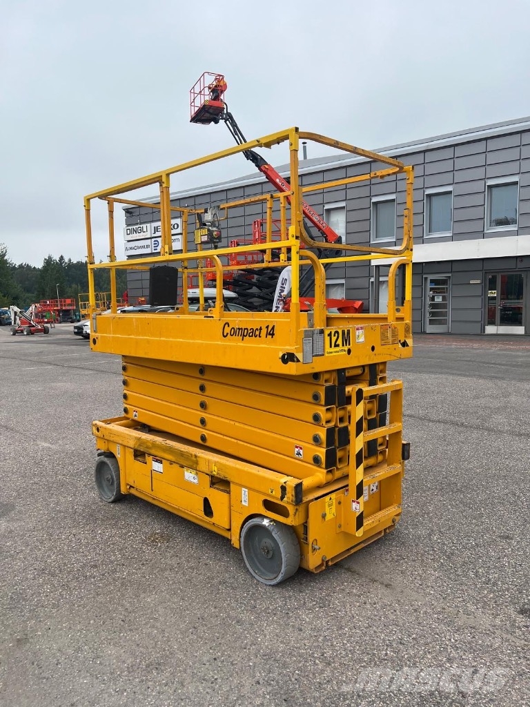 Haulotte Compact 14 Schaarhoogwerkers