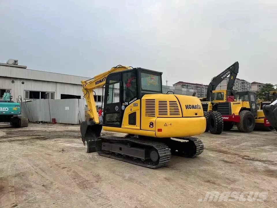 Komatsu PC70-8 Väikeekskavaatorid 7t-12t