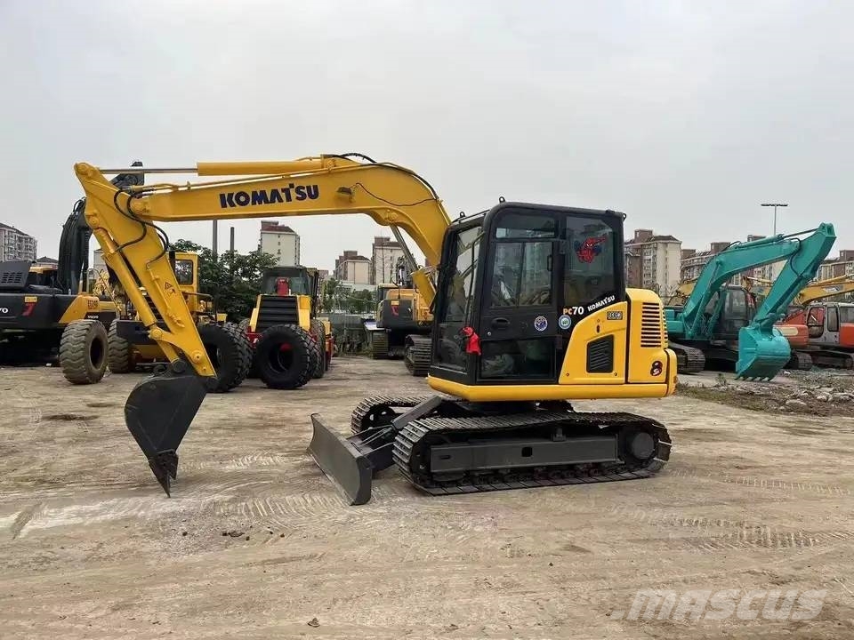 Komatsu PC70-8 Väikeekskavaatorid 7t-12t
