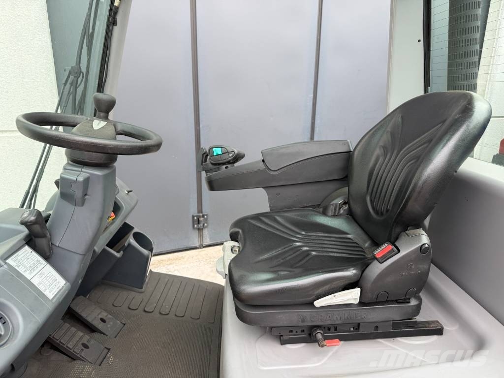 Jungheinrich DFG 430 S 디젤 지게차