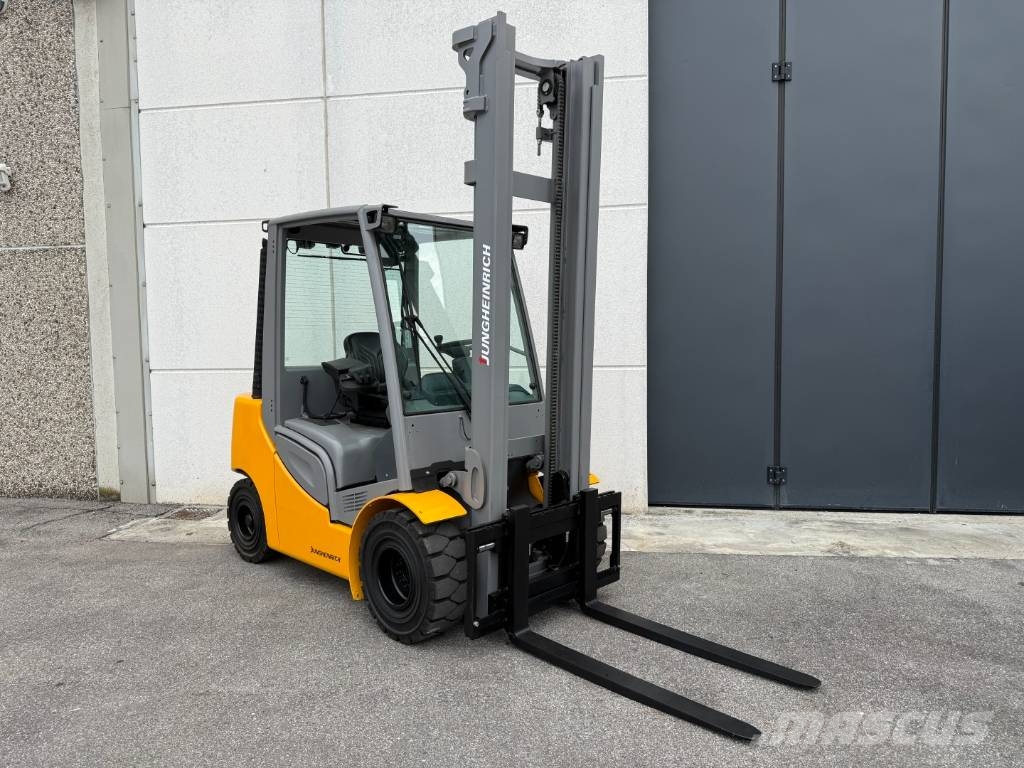 Jungheinrich DFG 430 S 디젤 지게차