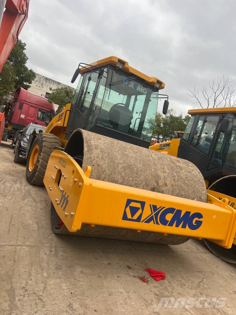 XCMG XS 183 J   Source factory Enkelt tromle