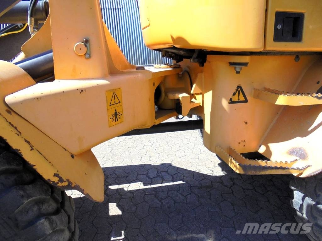 Volvo L 30 B - Z/X Cargadoras sobre ruedas