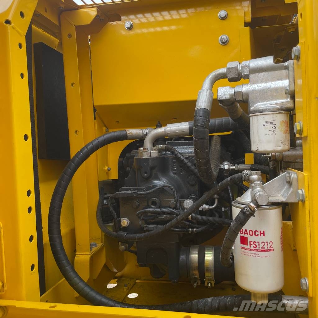 Komatsu PC 130 Paletli ekskavatörler