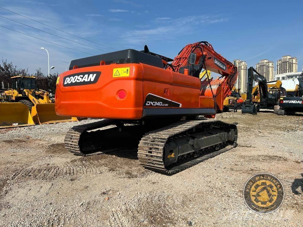 Doosan DX 340 LC Kāpurķēžu ekskavatori