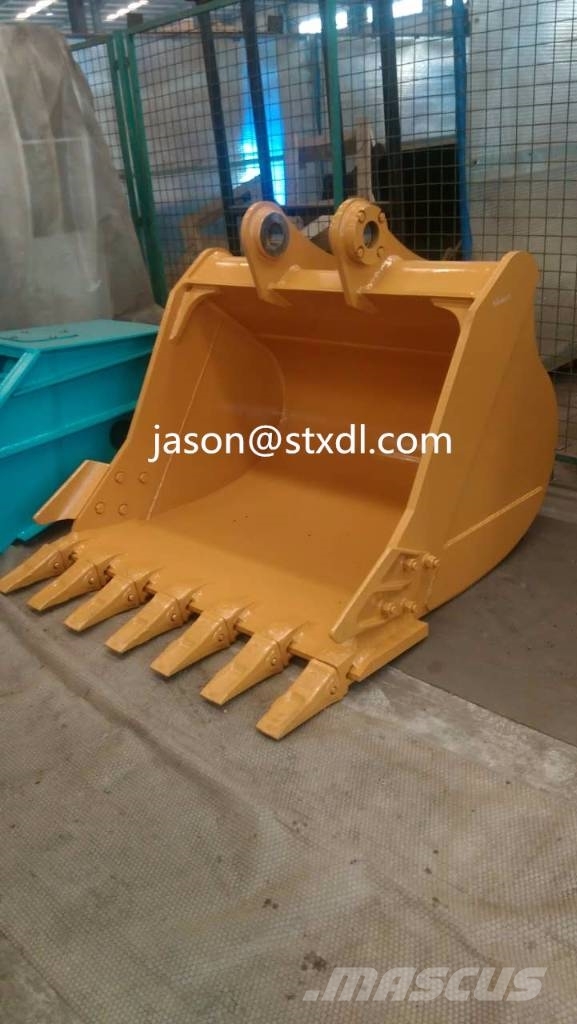 CAT 323 Bucket Buckets