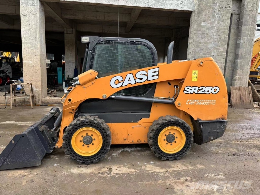 CASE SR 250 Φορτωτάκια