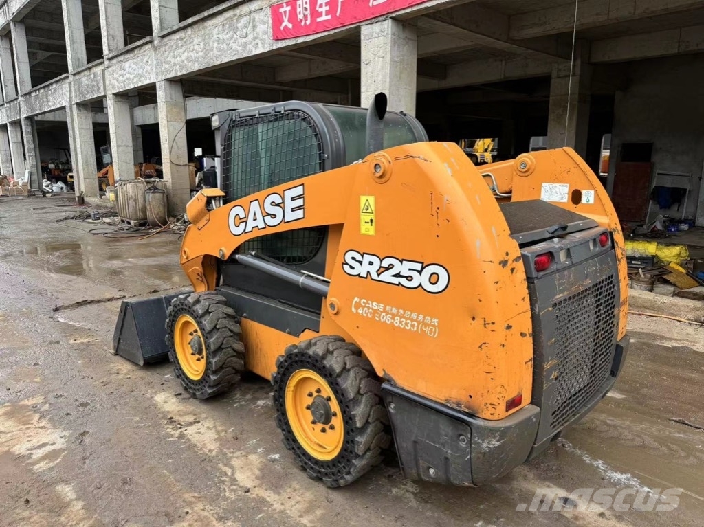 CASE SR 250 Φορτωτάκια